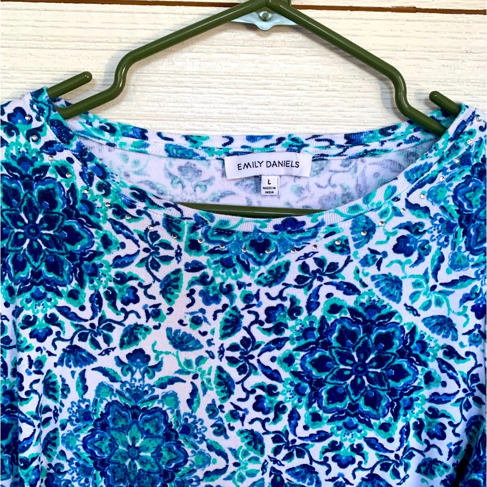 Floral Print Top by Emily Daniels Size L. *NEW* - Picture 9 of 11